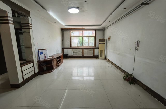 步梯一楼 老文轩八中 三室朝阳双阳台好户型 免大税送大车库