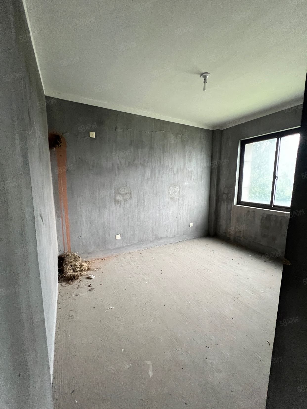 九润公馆2室2厅2卫127.05㎡东西100万