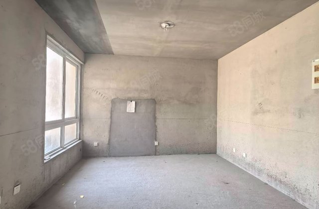 德惠花园4室2厅131.21㎡80.8万二手房图片