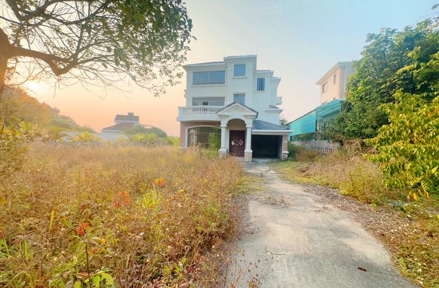 高明碧桂园(三期别墅)6室2厅258.38㎡385万二手房图片