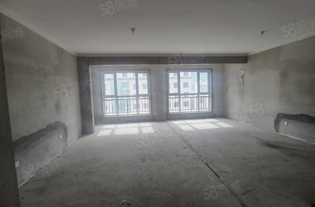 平兴嘉苑4室2厅175.07㎡127万二手房图片