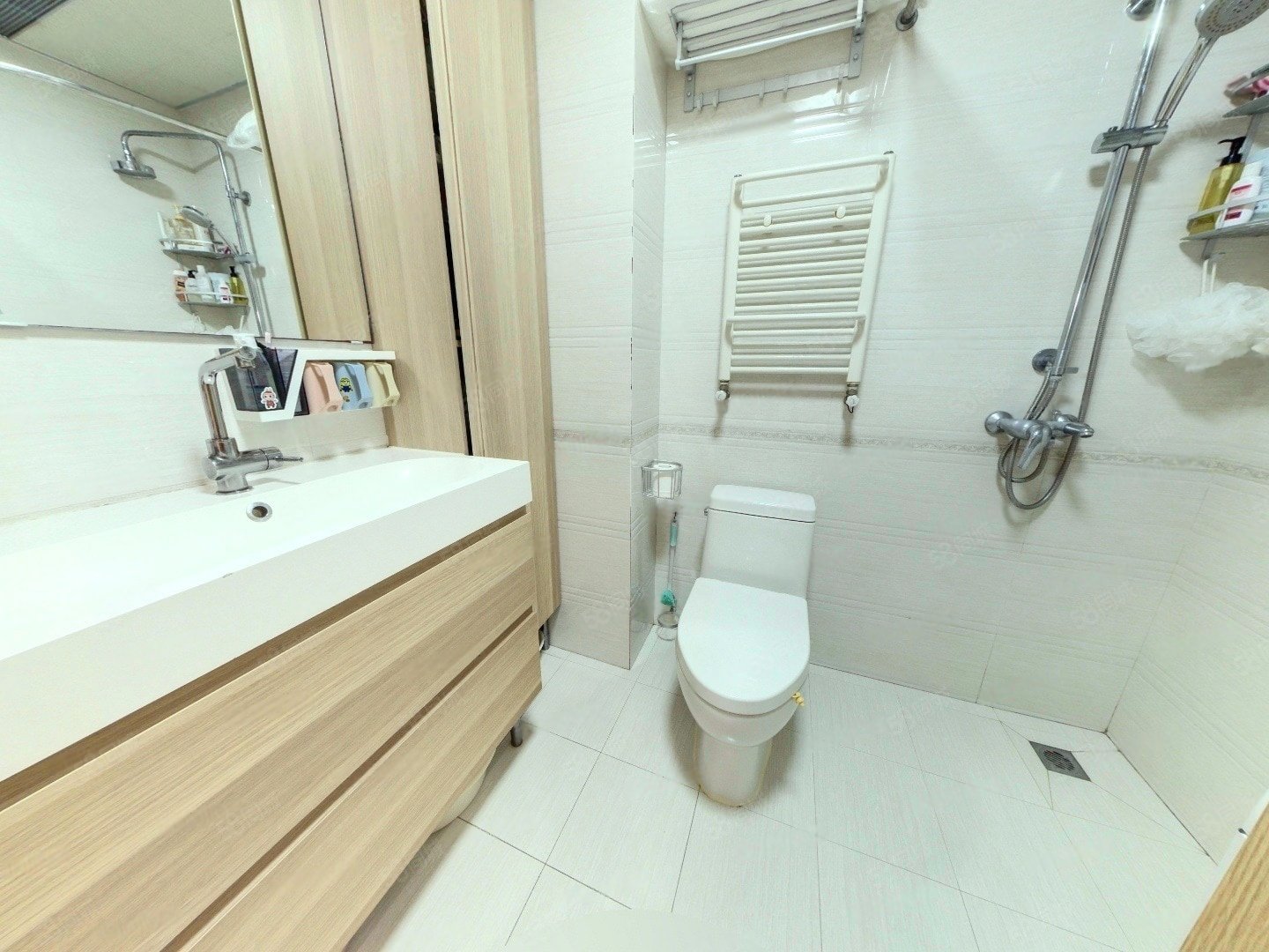 美景東方2室2廳1衛(wèi)90.46㎡東450萬