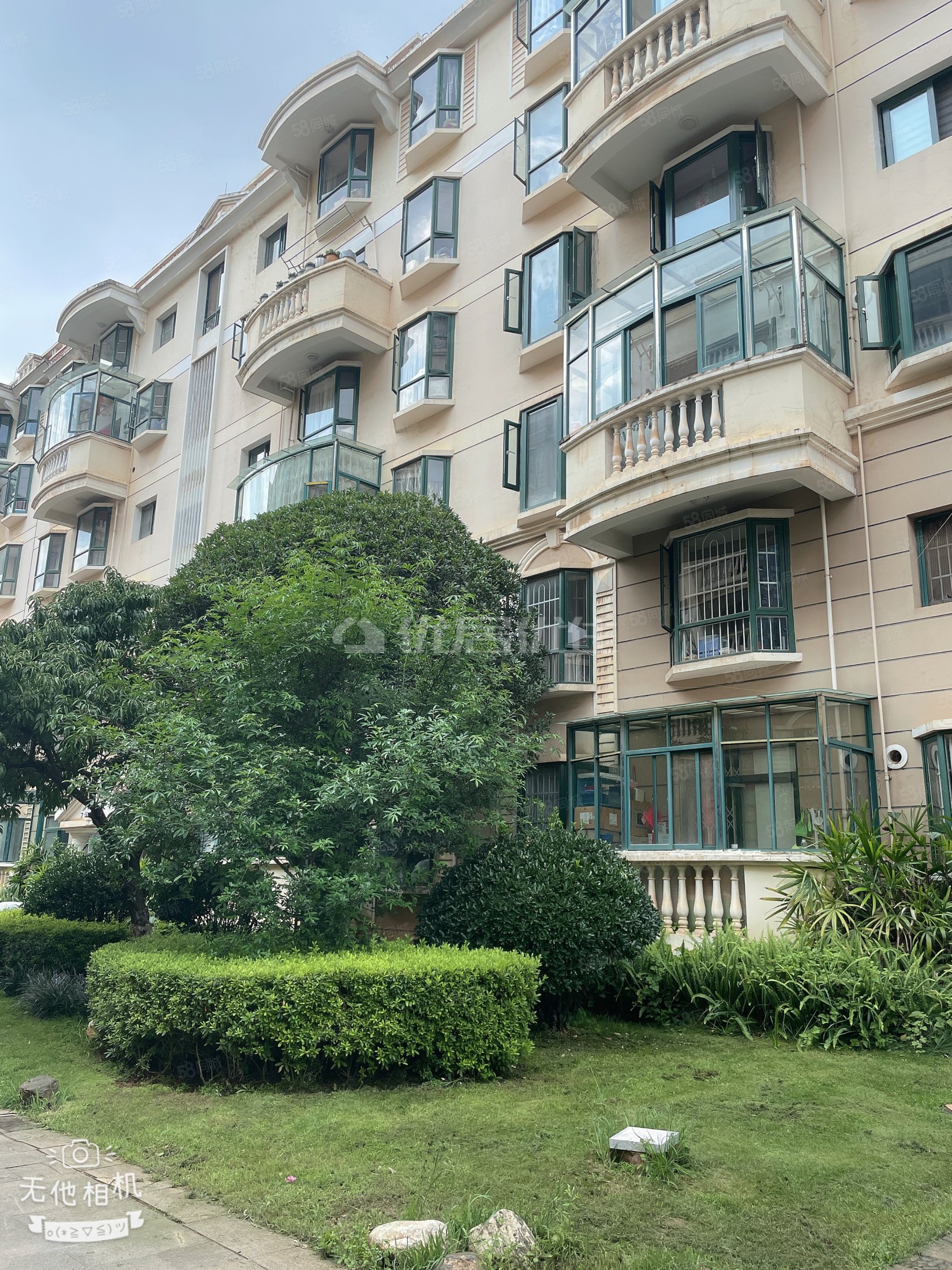 江东花城跃层明通360万带车位