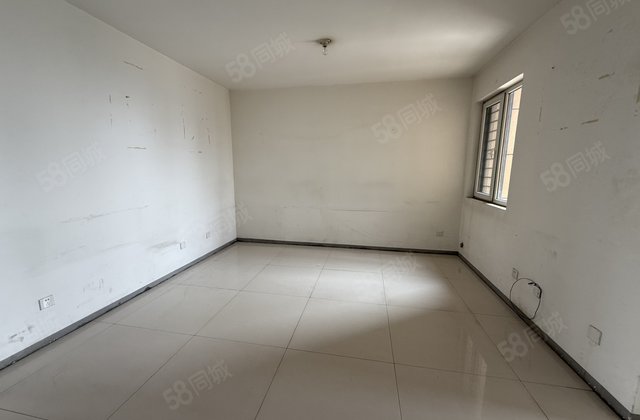 水晶丽城 正规商品 三室带储 全明户型 随时看房