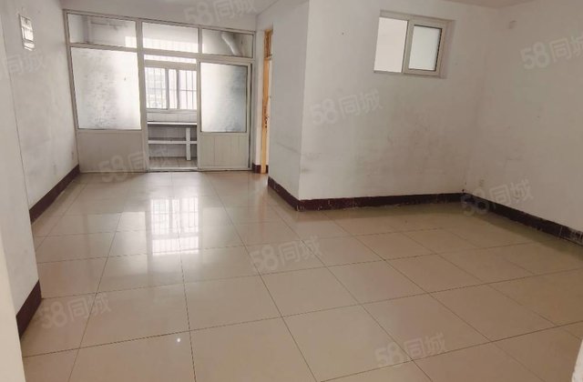 在家就能看到文轩，文轩花园地暖房，龙山北区，停车方便