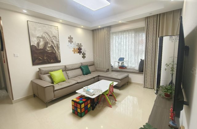 闸口 文轩本部 三室双卫 东关国际 南北通透 东关瑞府 河东