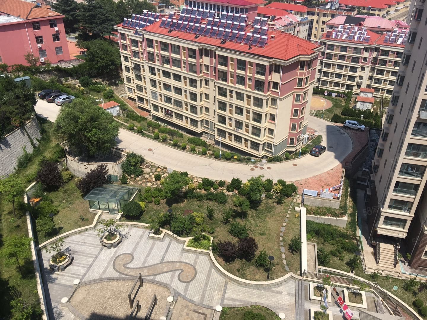 位置描述:位于南山泰苑小区,周边夜市街,振华奥特莱斯 世昌大道 威高