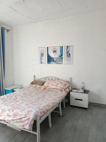 一品华府2室1厅1卫86㎡南北35万
