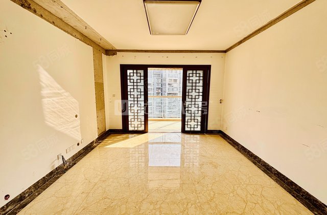 汇东郦城5室2厅137.17㎡122万二手房图片