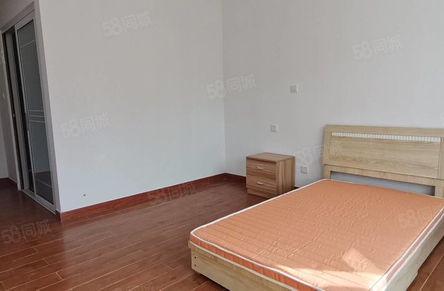 业主急售115时代中通豪园 带储藏室免大税 紧邻  实验