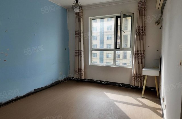 毛坯房出售！东昌丽都免大税送车储！随时看房！东昌东！大三室