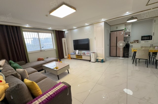 万达旁 信合花苑 三室双卫 带车储 随时看房