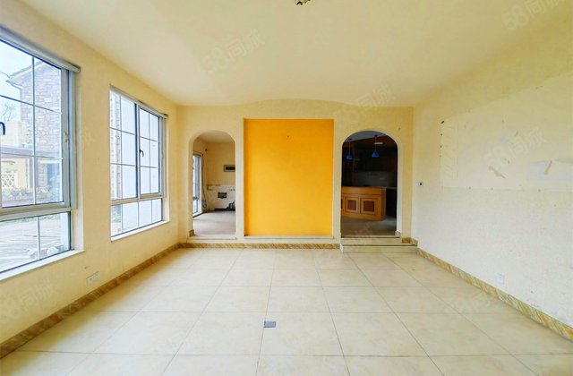 半山卫城4室2厅171.5㎡319万二手房图片