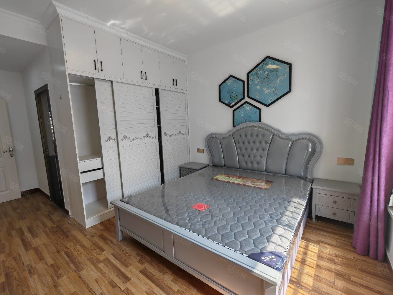 香槟国际3室2厅2卫117㎡南北48.8万