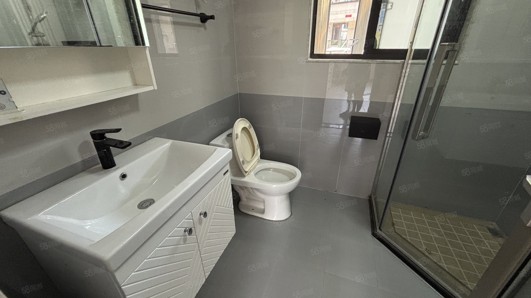 天屿花城((别墅)6室2厅6卫396㎡南北336万