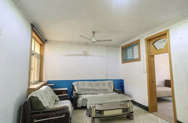 北顺和东昌中学 建设委员会家属院三室中层可看房 纺织局家属院