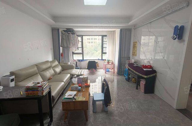 海曙金茂悦4室2厅129.33㎡245万二手房图片