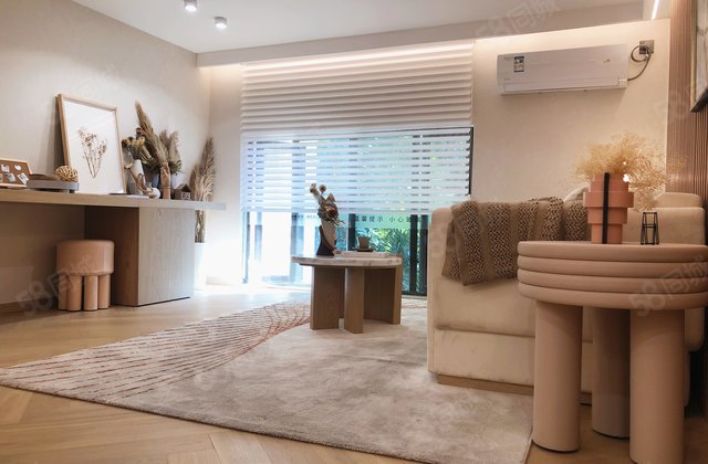 金沙洲地铁口小区 金御苑 首付5万 重点学位 不限购 送车库