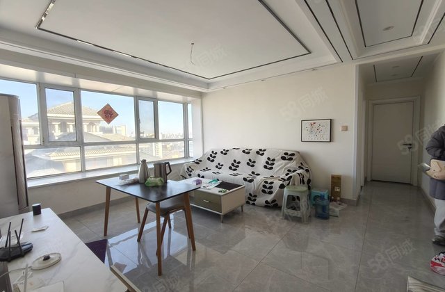 月亮湾D区东边户141平129万!精装拎包入住!颐馨园绿城