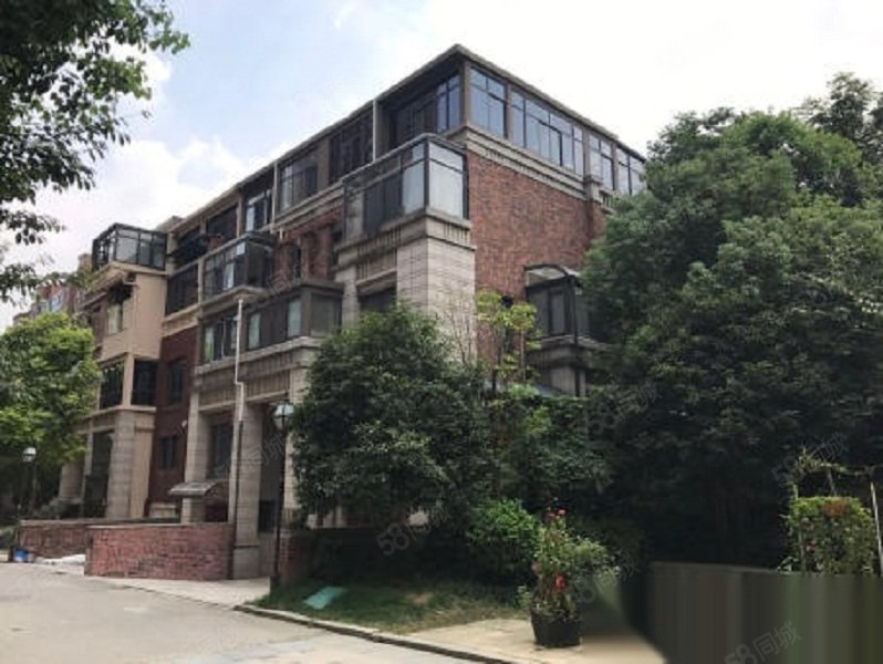 绿地世纪城别墅