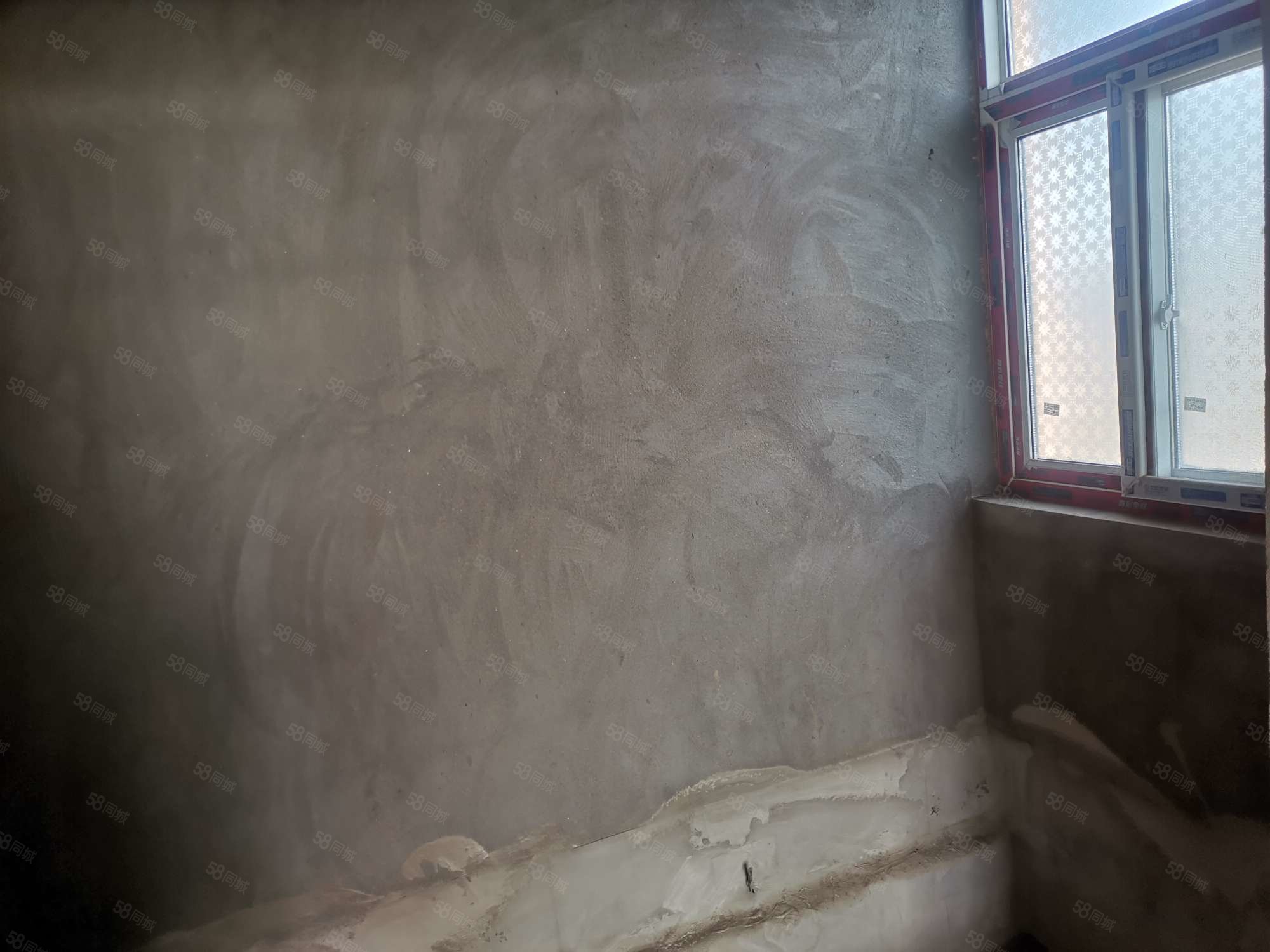 皓景丽苑3室2厅2卫118.68㎡南北53.8万