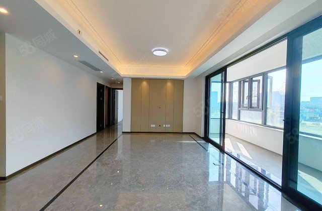 世茂城三期3室2厅117.63㎡158万二手房图片