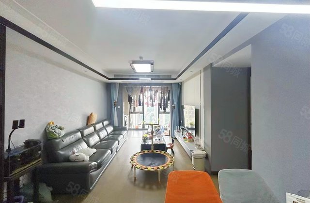 万科彩云湖3室2厅101.65㎡135万二手房图片