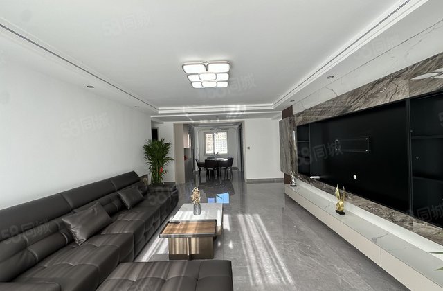 书香院4室2厅177㎡168万二手房图片