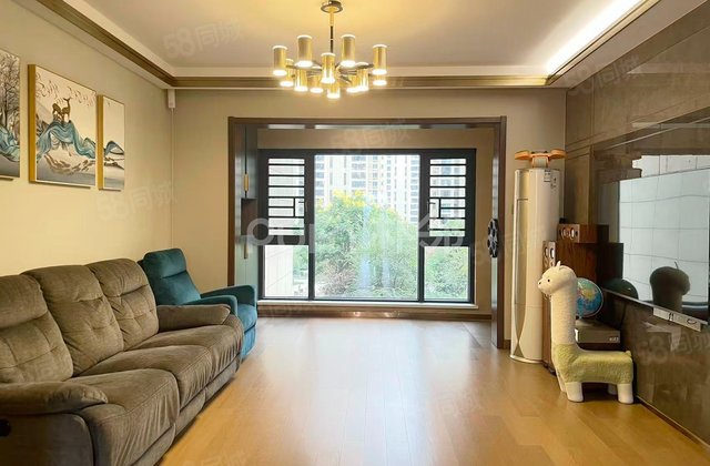 阳光城尚东湾蓝莓苑4室2厅133.67㎡128万二手房图片