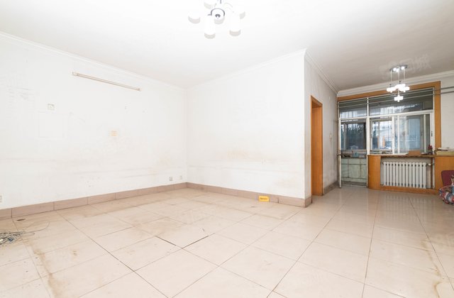 有色院家属院西院3室2厅89.21㎡59万二手房图片