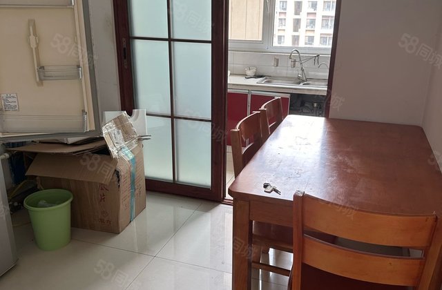 企业力荐 医疗配套成熟 楼层好 板楼 小三居 诚意出售