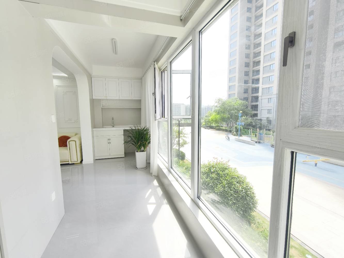 汉成国宾府3室2厅2卫110㎡南北69.8万