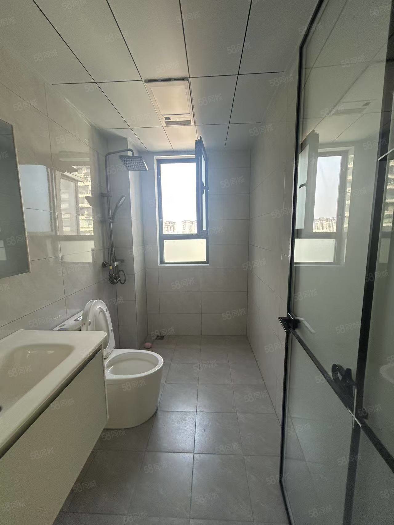 万达大都会公元3室2厅2卫115㎡南北70万