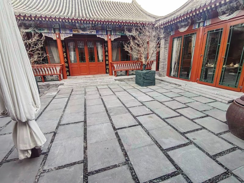 北下洼子胡同小區(qū)12室3廳6衛(wèi)570㎡南北8500萬