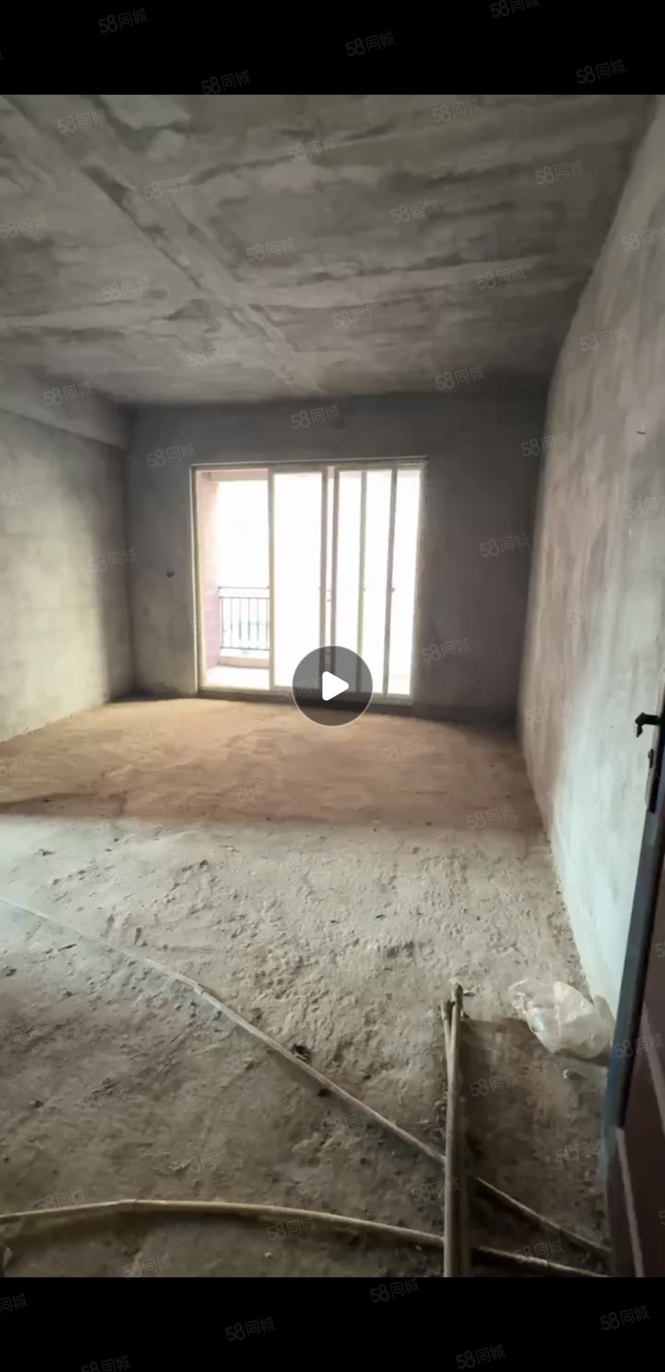 南山轩1室1厅1卫64.79㎡南23万