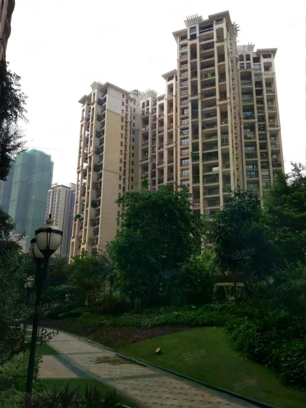 价可少20万出售随时可看龙光天湖郦都精装3居总价税费低