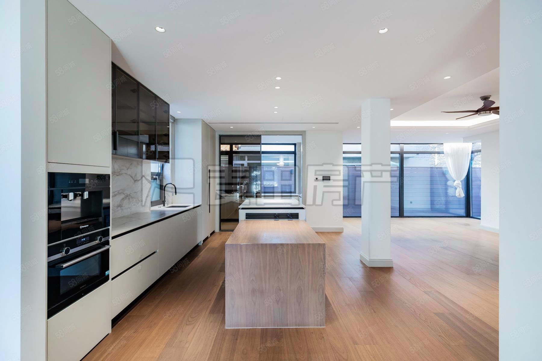 裕京花園別墅5室3廳4衛(wèi)291.11㎡南北2900萬