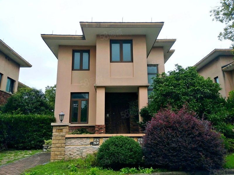 疫情面前!支持全天线上看房!双面邻水淀湖桃园独栋别墅