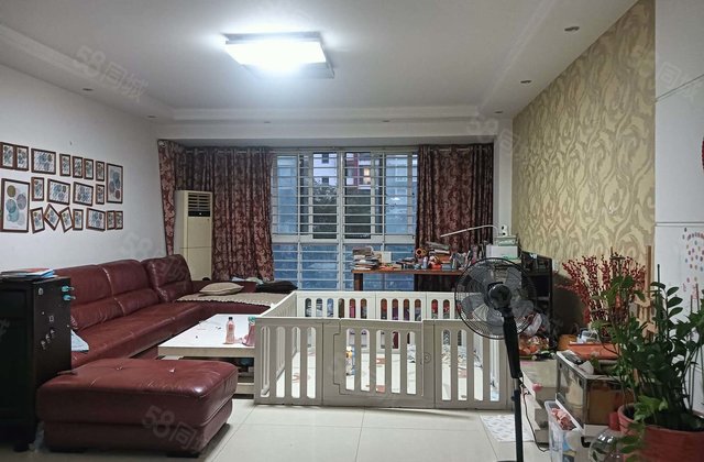 金融小区4室2厅173㎡125万二手房图片