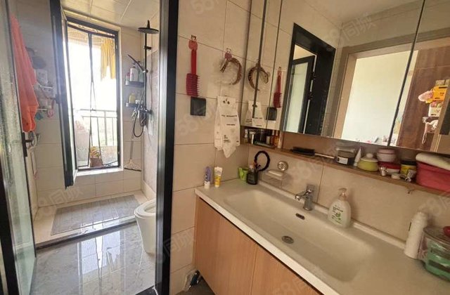 泰和园商品房带车位储藏室 能贷款 低于市场价 看房子方便