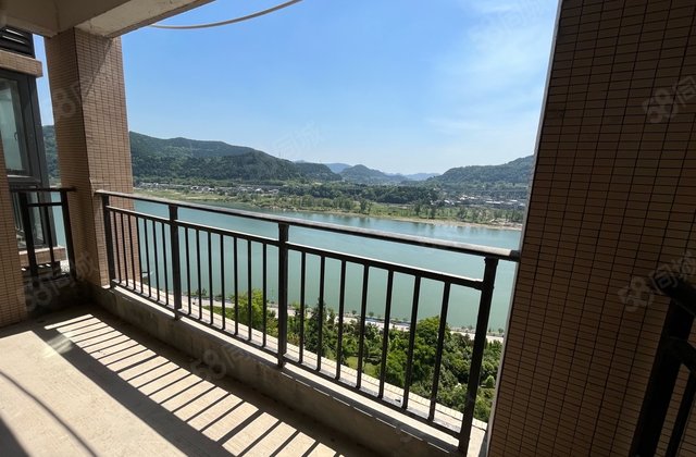 遂宁三室130-140㎡东vr看房中层总价从低到高二手房