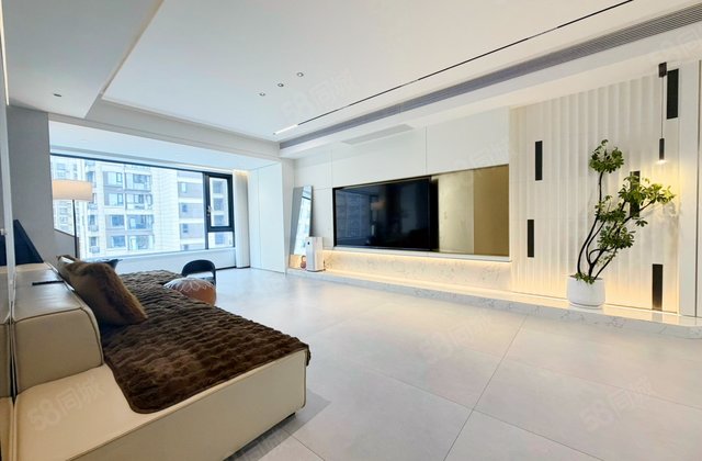 金茂建发泊悦4室2厅147㎡225万二手房图片