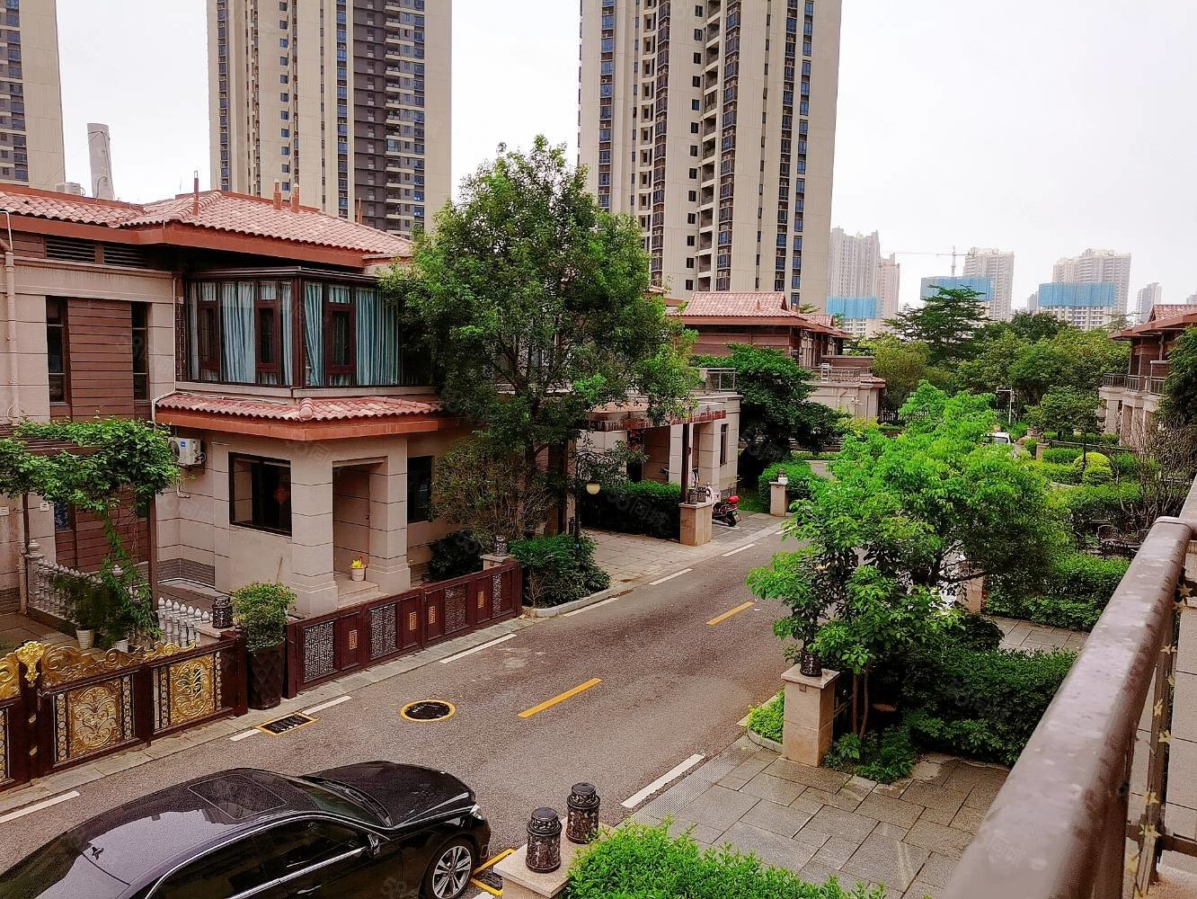 碧桂园别墅边户三面花园二楼有露台可封房间