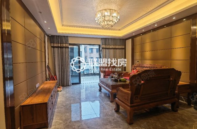 贵港恒大城4室2厅184㎡144.8万二手房图片