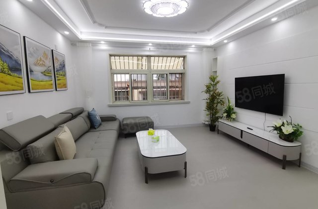 88万 文轩，东关  ，运河旁，威尼斯花园精装地暖，三室朝阳