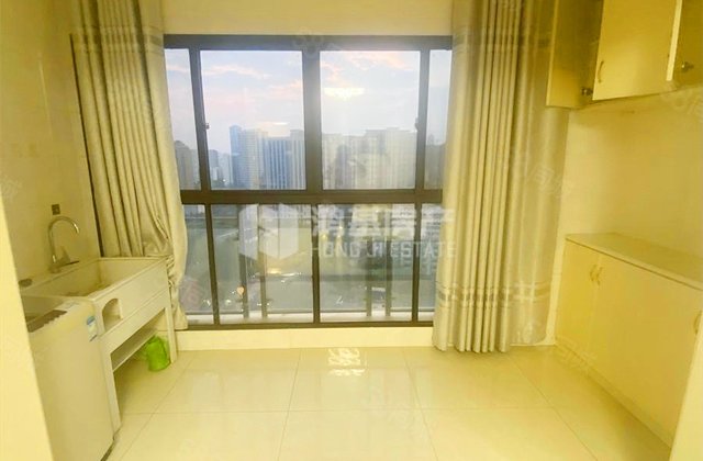 友邦皇家公馆3室2厅115.7㎡165万二手房图片