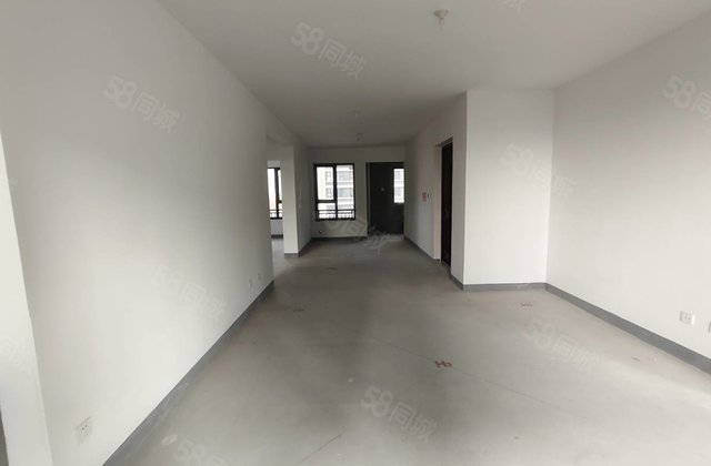 城投绿城湖畔雲庐3室2厅135㎡96万二手房图片