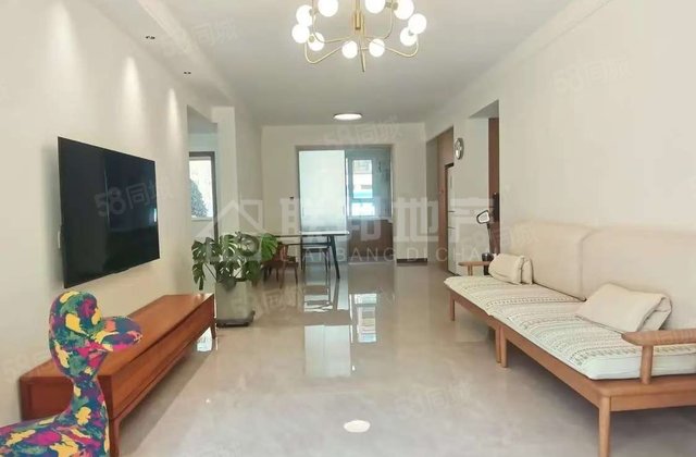 急售！财干路 精装洋房 水城印象 三室两卫 送储20平 按揭