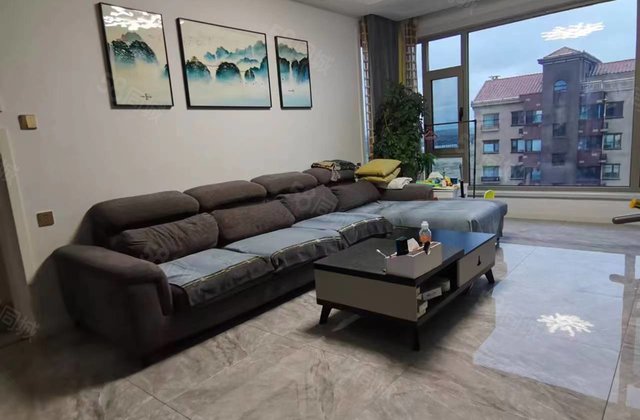 阿斯兰小镇4室3厅109㎡66.8万二手房图片