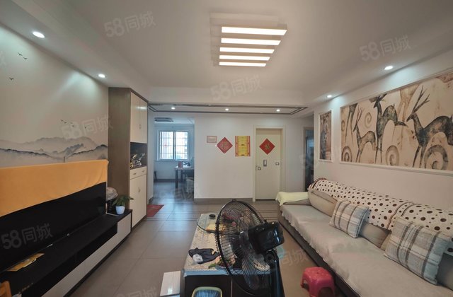 紫金华府4室2厅140.7㎡68万二手房图片